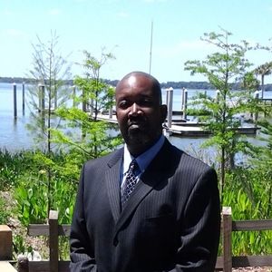 Meet your Posher, Lee